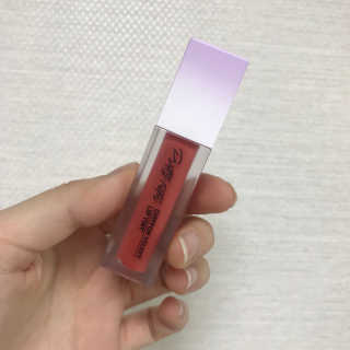 터치인솔 프리티필터 쉬폰 벨벳 립틴트 비비드팝 컬렉션 — 4점을 준 리뷰어가 2019년 3월 올린 사용 사진