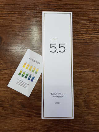 포므시 스노우화이트클렌징폼pH5.5 — 3점을 준 리뷰어가 2019년 7월 올린 사용 사진