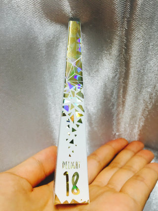 딜라잇18 홀리몰리 글리터라이너 — 3점을 준 리뷰어가 2016년 8월 올린 사용 사진