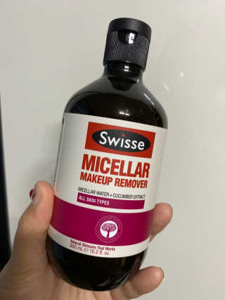 SWISSE 스위스 미셀라 메이크업 리무버 — 4.5점을 준 리뷰어가 2019년 12월 올린 사용 사진