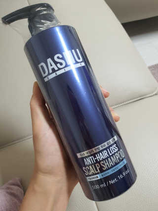 다슈코리아 다슈 데일리 단백질 한방 두피 골드 샴푸 500ml — 5점을 준 리뷰어가 2019년 12월 올린 사용 사진