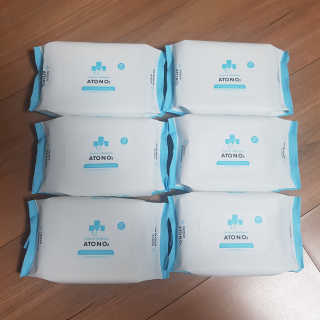 아토앤오투 휴대용 바른 손소독제 + 손입티슈 6세트 — 4.5점을 준 리뷰어가 2020년 3월 올린 사용 사진
