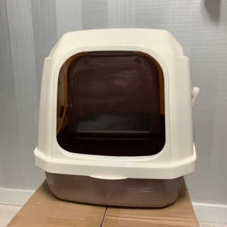 [펫토리아] BEST 한큐뚝딱 고양이 후드형 화장실 — 5점을 준 리뷰어가 2019년 1월 올린 사용 사진