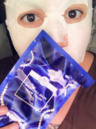 Pearl Collagen Velvet Mask 1 BOX by YVESOM — 5점을 준 리뷰어가 2019년 2월 올린 사용 사진