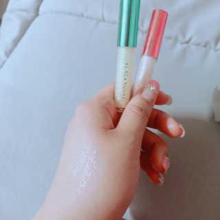 [블랙루즈] 펄블리 아이 글리터 2종 — 5점을 준 리뷰어가 2019년 1월 올린 사용 사진