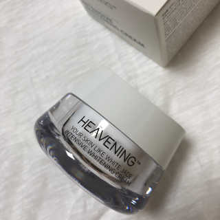 헤브닝 인텐시브 화이트닝크림 50ml — 5점을 준 리뷰어가 2018년 9월 올린 사용 사진