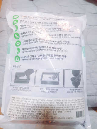 [펫토리아] BEST 고양이두부모래 6L 한삽뚝딱 — 5점을 준 리뷰어가 2019년 1월 올린 사용 사진