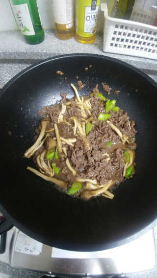 미티스트 더 맛있는 소담 소불고기 + 도담 돼지 불고기 — 4.17점을 준 리뷰어가 2019년 3월 올린 사용 사진