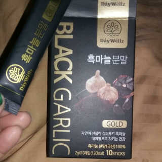 데이웰즈 흑마늘분말골드 — 5점을 준 리뷰어가 2017년 11월 올린 사용 사진