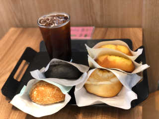삼송빵집 부천점 [삼송빵집 부천역사점]삼송빵집 특별세트 — 5점을 준 리뷰어가 2019년 8월 올린 사용 사진