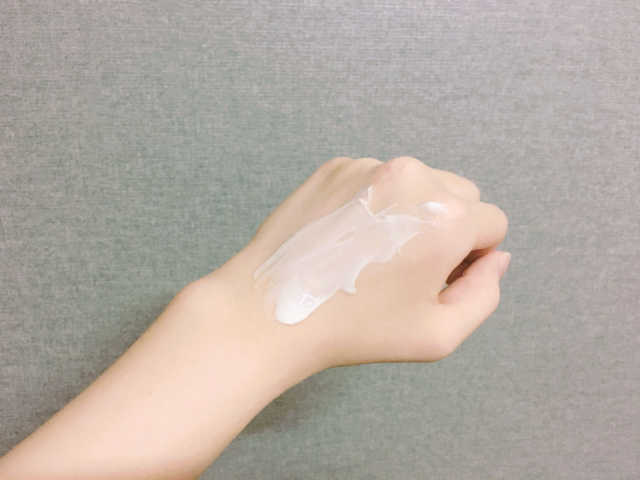 모이스쳐 테라피 바디크림 리뷰 사진
