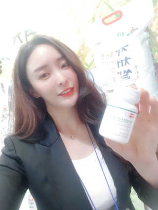 라플레 염창환 박사의 3세대 유산균, 인빅터스 프로 — 5점을 준 리뷰어가 2019년 11월 올린 사용 사진