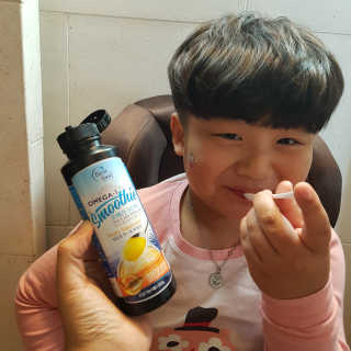 오메가-3스무디 [오메가스무디] 짜먹는 오메가3 DHA 임산부 어린이 — 5점을 준 리뷰어가 2018년 10월 올린 사용 사진