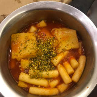 두번째 국떡 국가대표 떡볶이 1팩 + 영미칩 2봉 증정 — 5점을 준 리뷰어가 2019년 2월 올린 사용 사진