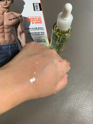 로벡틴 배리어 리페어 페이스 오일 — 5점을 준 리뷰어가 2019년 12월 올린 사용 사진