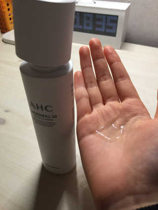 AHC 에이 에이치 씨 미니멀 10 워터리 에센스 — 5점을 준 리뷰어가 2018년 12월 올린 사용 사진