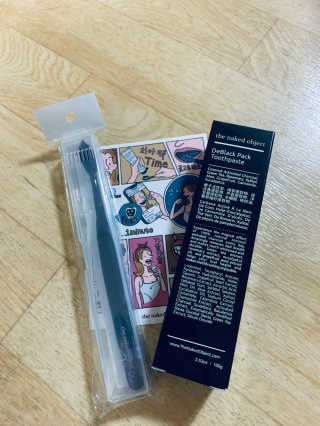 the naked object 디블랙팩치약 디블랙칫솔 세트 — 5점을 준 리뷰어가 2019년 1월 올린 사용 사진
