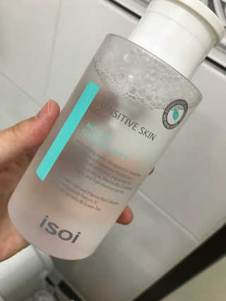아이소이 센시티브 스킨 안티 더스트 클렌징워터 — 5점을 준 리뷰어가 2018년 8월 올린 사용 사진