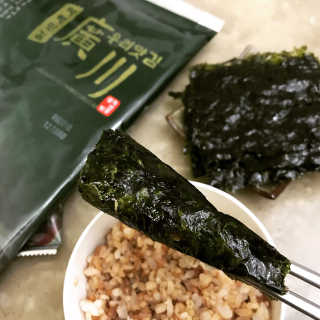 광천우리맛김 파래향 듬뿍, 바삭한 광천우리파래김 6매10봉 — 4.33점을 준 리뷰어가 2018년 4월 올린 사용 사진