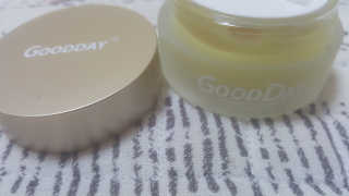 GoodDay Skincare GoodDay 강황 크림 — 3.5점을 준 리뷰어가 2019년 8월 올린 사용 사진