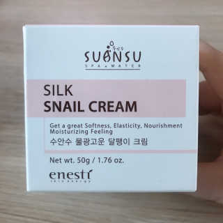 (주)에네스티 [에네스티] 수안수 물광고운 달팽이 크림 50g — 4점을 준 리뷰어가 2020년 4월 올린 사용 사진