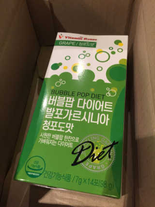 비타민하우스 버블팝 다이어트 발포가르시니아 청포도/복숭아 — 3.83점을 준 리뷰어가 2017년 5월 올린 사용 사진
