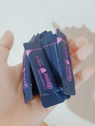 한국맥널티 아이브루 헤이즐넛향 100T — 5점을 준 리뷰어가 2019년 11월 올린 사용 사진