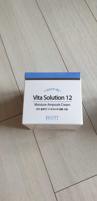 지고트 비타솔루션12 모이스처 앰플 크림 100ml — 4점을 준 리뷰어가 2019년 7월 올린 사용 사진