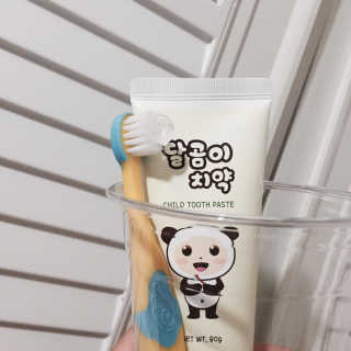 달곰이 어린이 치약+어린이 칫솔 SET — 5점을 준 리뷰어가 2017년 9월 올린 사용 사진