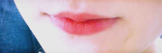 [블랙루즈] 에어 핏 벨벳 틴트3 택1+랜덤1 — 4점을 준 리뷰어가 2019년 2월 올린 사용 사진