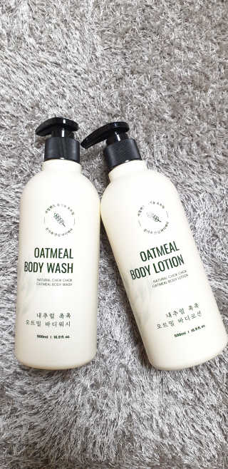 (주)에네스티 내추럴 촉촉  오트밀 바디로션 500ml — 5점을 준 리뷰어가 2019년 10월 올린 사용 사진