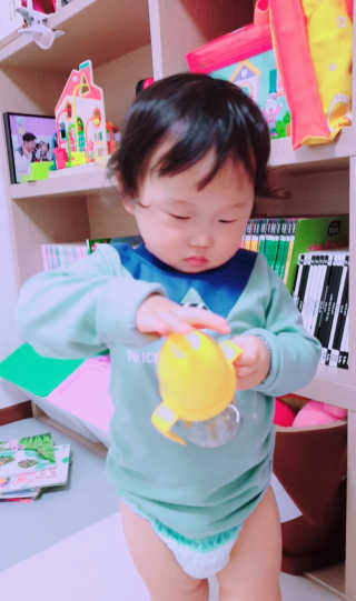 유비맘 샘방지 PPSU 빨대컵_컬러 랜덤 발송 — 5점을 준 리뷰어가 2020년 3월 올린 사용 사진