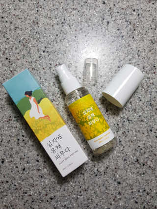 르플랑 제주 패브릭 퍼퓸 60ml 8종 — 5점을 준 리뷰어가 2018년 9월 올린 사용 사진