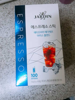 (주)쟈뎅 [쟈뎅] 에스프레소스틱 아이스블렌드 — 5점을 준 리뷰어가 2019년 5월 올린 사용 사진