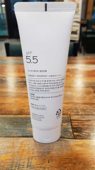 포므시 스노우화이트클렌징폼pH5.5 — 5점을 준 리뷰어가 2020년 1월 올린 사용 사진