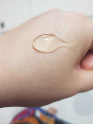 뷰티여우_아토클리닉 [아토클리닉] 아기들이 쓰는 보습, 진정 수딩젤 2개 — 4.5점을 준 리뷰어가 2019년 7월 올린 사용 사진