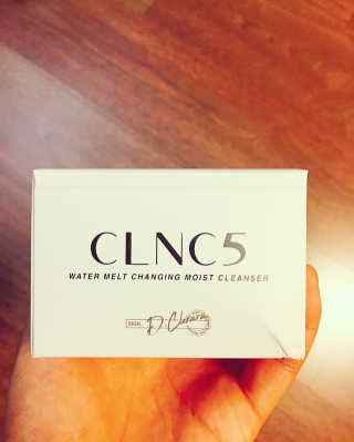 CLNC5 워터 멜트 체인징 클렌저 — 4.67점을 준 리뷰어가 2018년 8월 올린 사용 사진