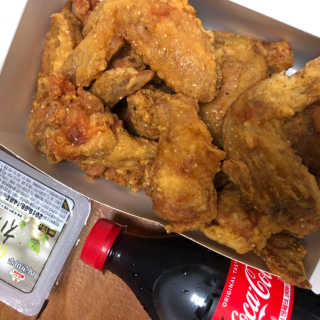 [치킨마루]-  빠사칸윙봉현미 + 콜라 500ml — 5점을 준 리뷰어가 2019년 7월 올린 사용 사진