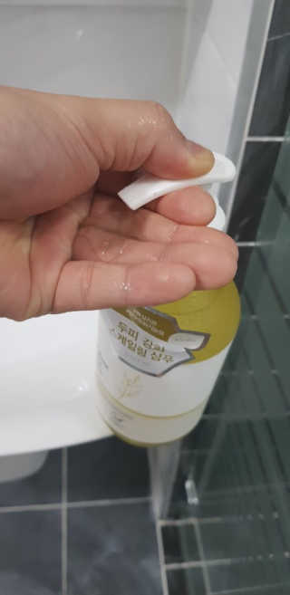 달리프 클로렐라 베러 루트 릴렉싱 샴푸 500ml — 4점을 준 리뷰어가 2020년 1월 올린 사용 사진