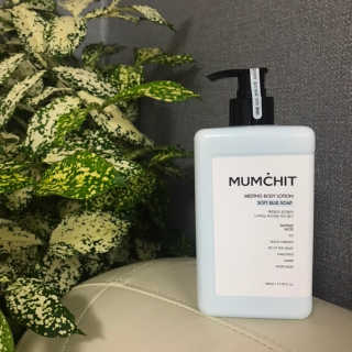 멈칫(MUMCHIT) 멜팅 바디로션 — 4.67점을 준 리뷰어가 2018년 11월 올린 사용 사진