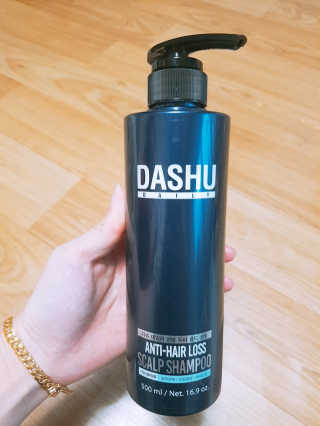 다슈코리아 다슈 데일리 단백질 한방 두피 골드 샴푸 500ml — 5점을 준 리뷰어가 2018년 11월 올린 사용 사진