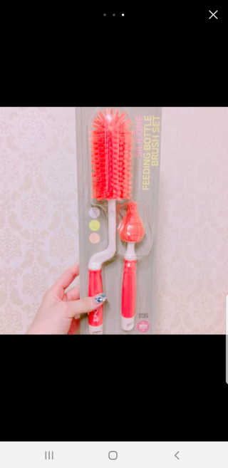 [베이비앤아이] 실리콘 사각모 회전, 일자 젖병솔세트 — 3점을 준 리뷰어가 2019년 7월 올린 사용 사진