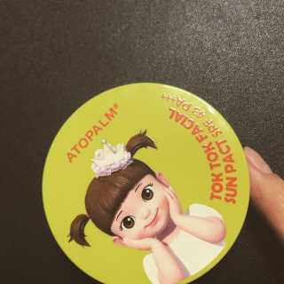 아토팜 톡톡 페이셜 선팩트 SPF43 PA+++ — 4.33점을 준 리뷰어가 2018년 4월 올린 사용 사진