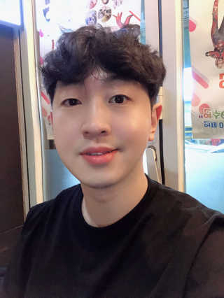 다슈코리아 다슈 맨즈 아쿠아 매트 쿠션 — 4.5점을 준 리뷰어가 2019년 11월 올린 사용 사진
