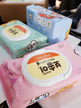 보솜이 아기물티슈 베이비케어 푸에디션 캡 74매 10입 — 5점을 준 리뷰어가 2019년 4월 올린 사용 사진