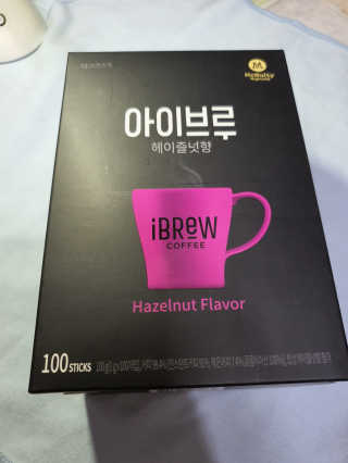 한국맥널티 아이브루 헤이즐넛향 100T — 3.5점을 준 리뷰어가 2019년 10월 올린 사용 사진