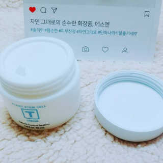 SN 에스엔 티크림 — 5점을 준 리뷰어가 2017년 12월 올린 사용 사진