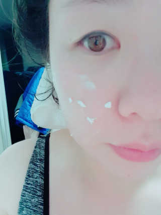 23years old 코쿤 티티 크림 — 5점을 준 리뷰어가 2017년 12월 올린 사용 사진