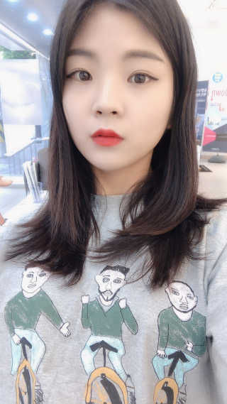 지고트 로맨틱 키스 립스틱 — 4점을 준 리뷰어가 2019년 6월 올린 사용 사진