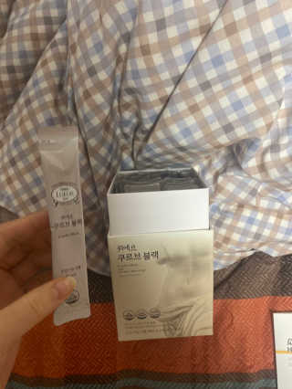 [하우투잇] 뤼에르 쿠르브 블랙 10ml x 30포 총 300ml — 5점을 준 리뷰어가 2020년 3월 올린 사용 사진